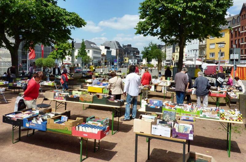 2012-Flohmarkt_3 (c) Amnesty International MG